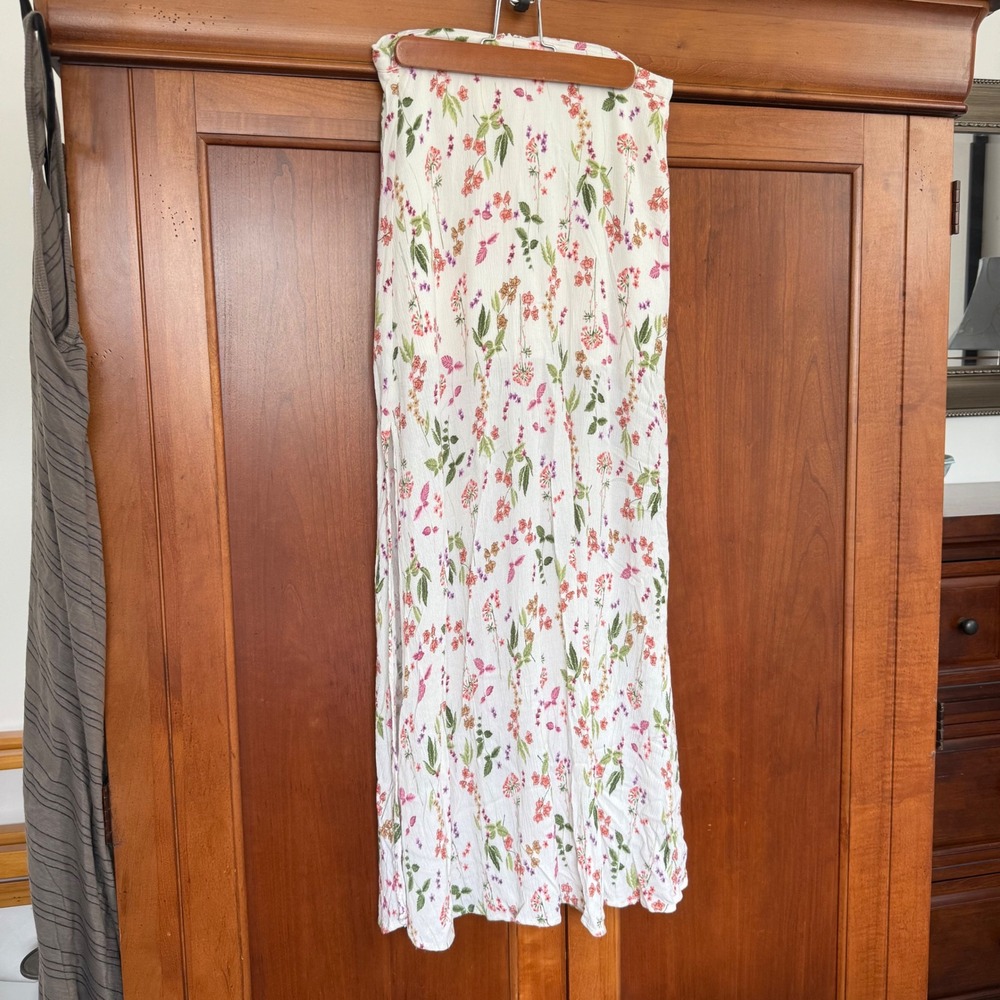 Sadie & Sage White Floral BohoMaxi Skirt High Waisted Slit Fairy Cottage S EUC